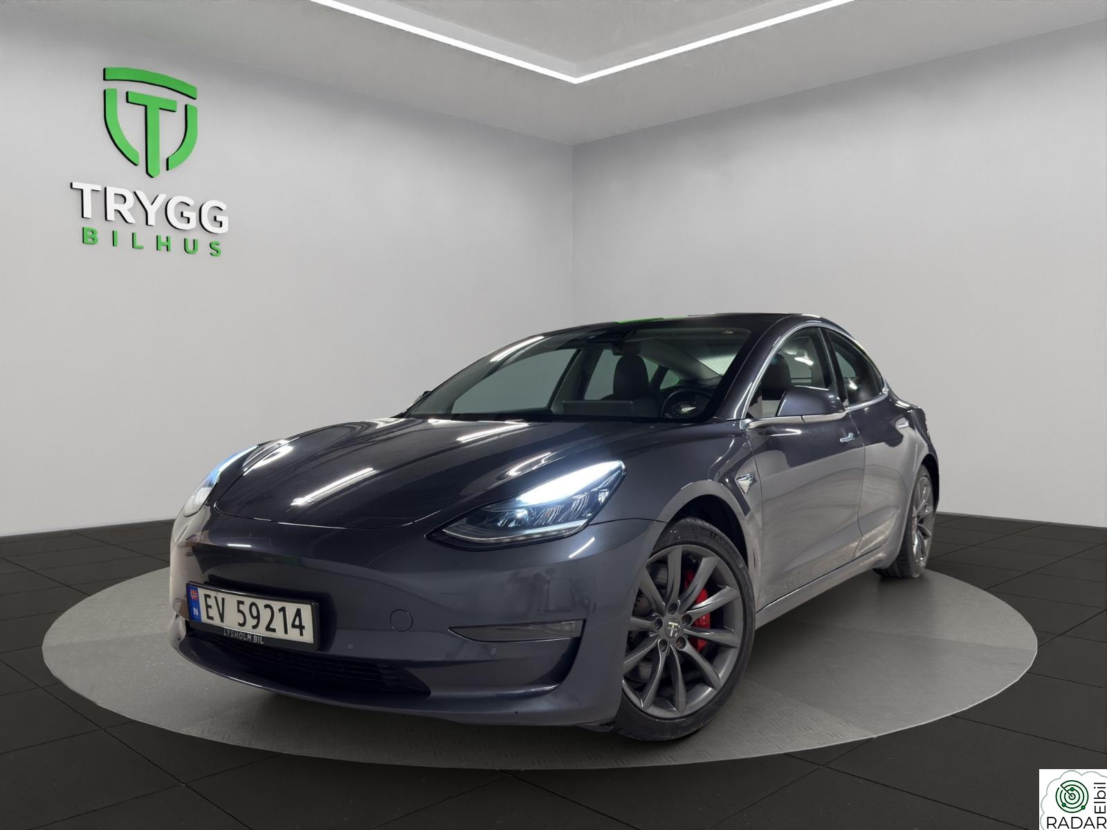 TESLA Model 3 Performance LR / Ny-EU / Premium / Service / Garanti