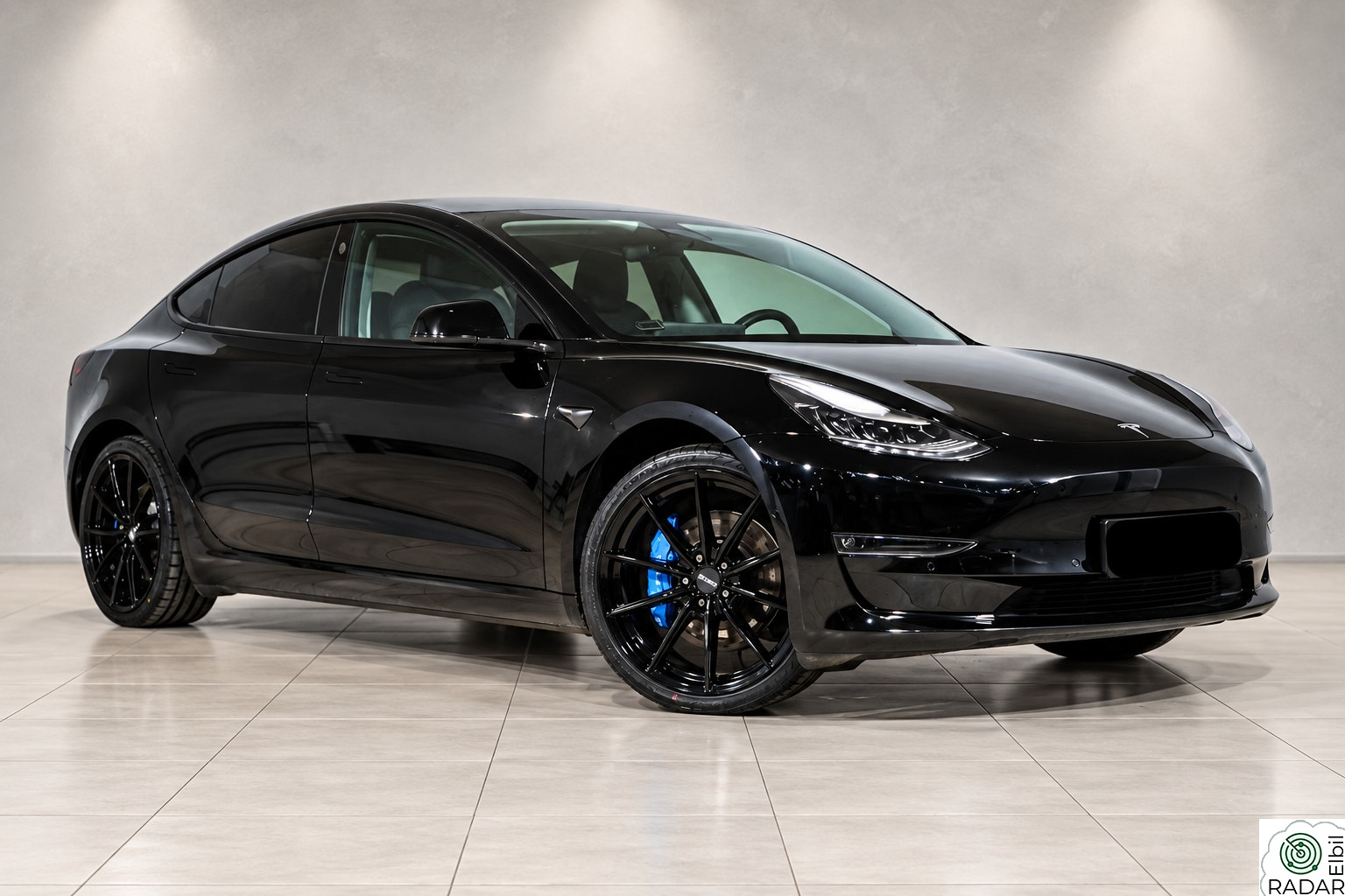 TESLA Model 3 Long Range AWD