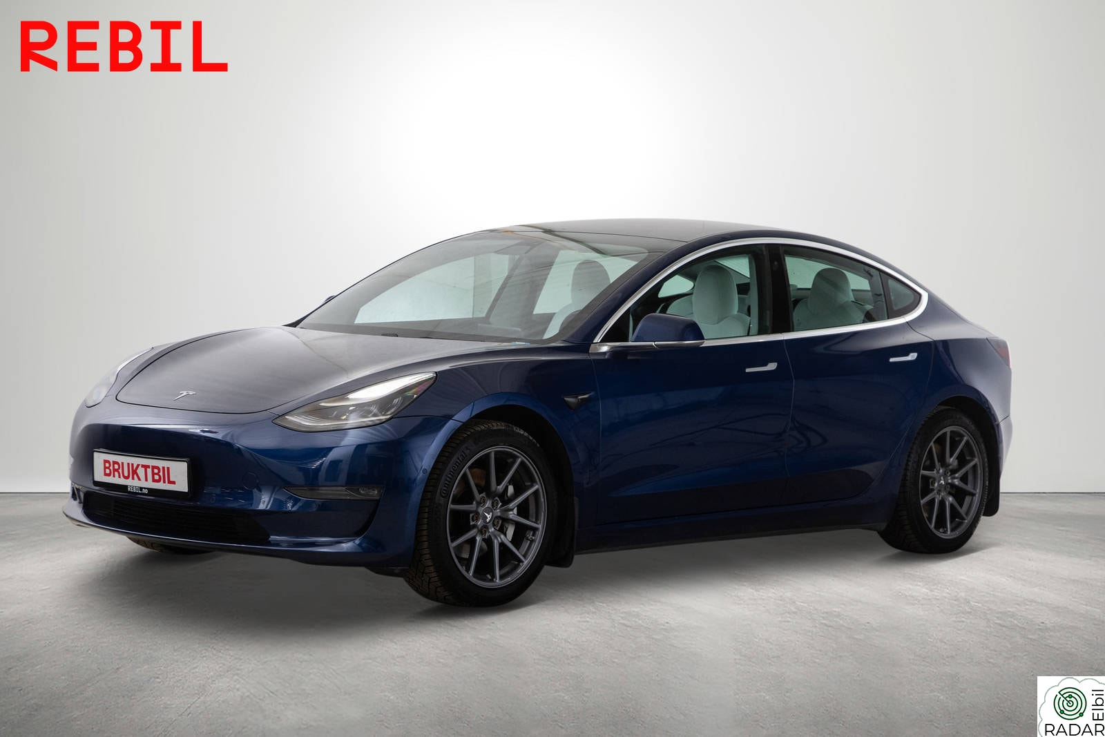 TESLA Model 3 560km (WLTP)/LR/AWD/MCU2/Navi/R.kam/Pano/AP
