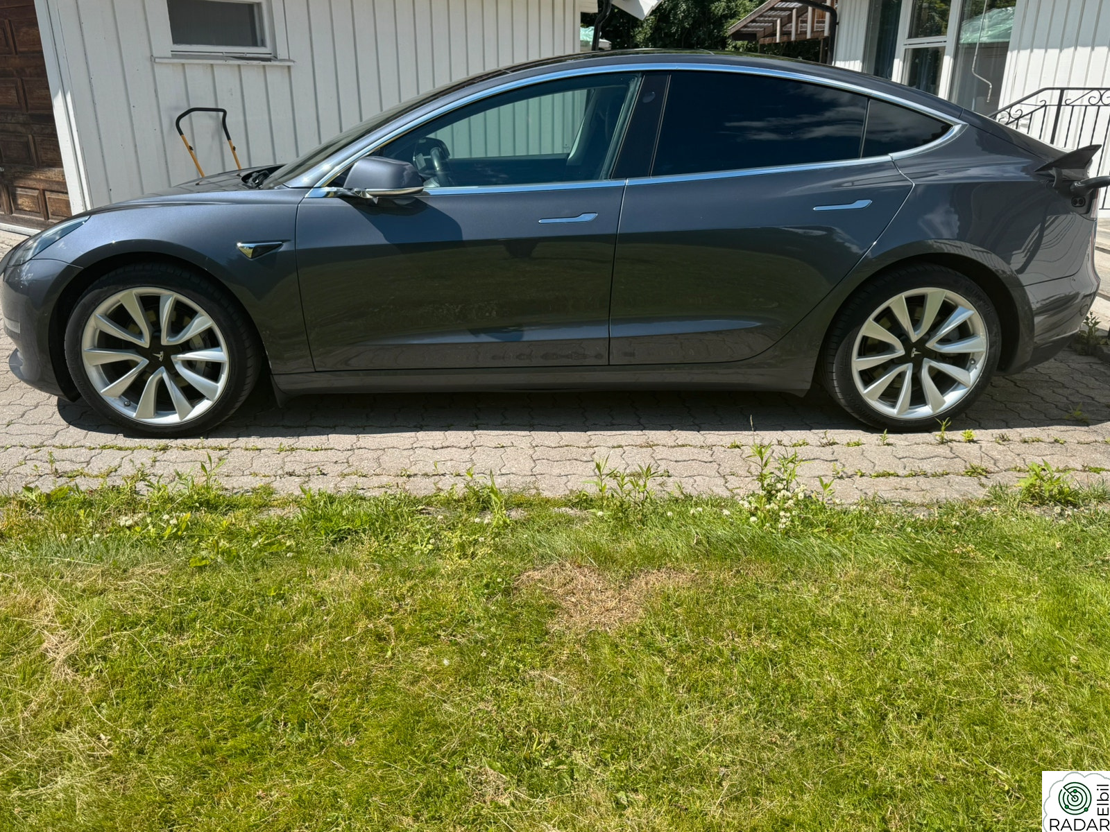 TESLA Model 3 Long Range AWD