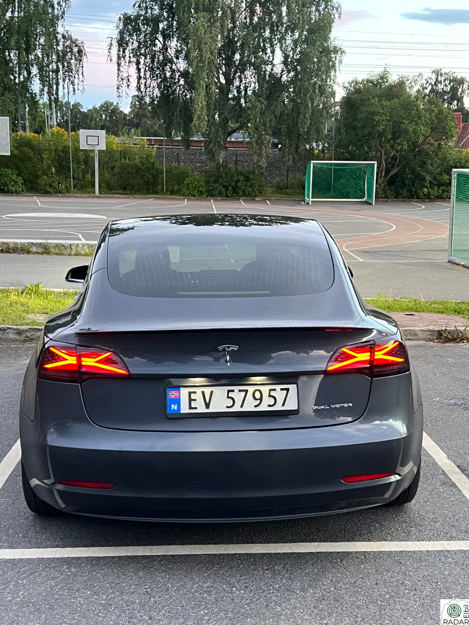 TESLA Model 3 Long Range AWD