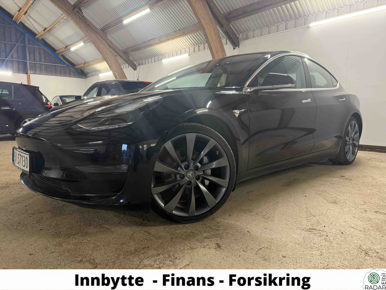 TESLA Model 3 LONG RANGE - LAV KM - PREMIUM - EU ok 27.mars 2027!