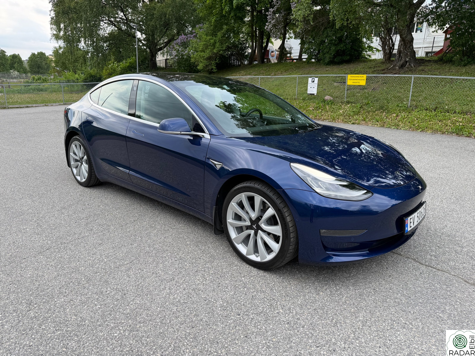 TESLA Model 3 Long Range AWD | Vinterpakke | 19" sport | 1 eier