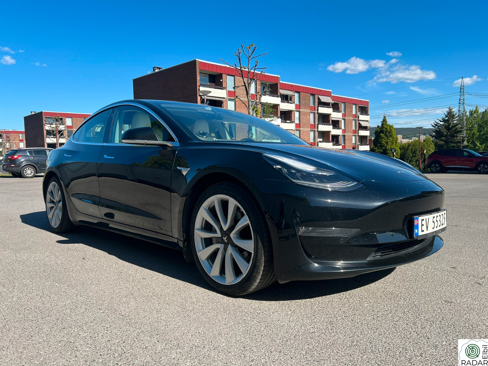 TESLA Model 3 Long Range AWD / 1 eier / EU 2027!