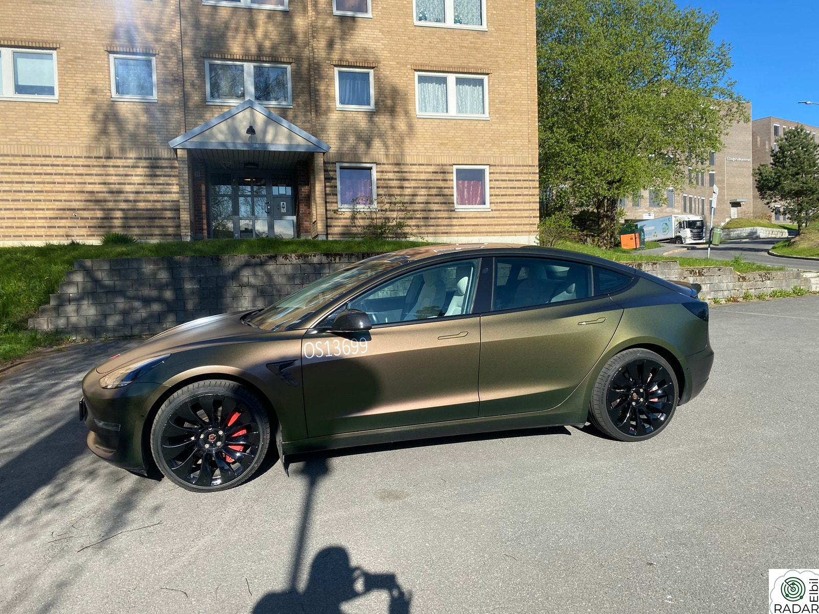 TESLA Model 3 Long Range AWD