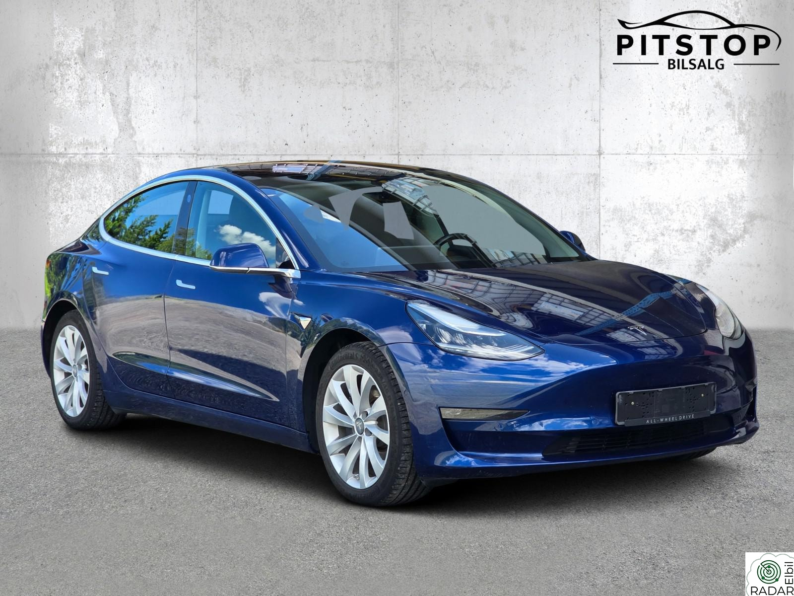TESLA Model 3 AWD Longrange 560km Autopilot Panorama Euok 05/2028