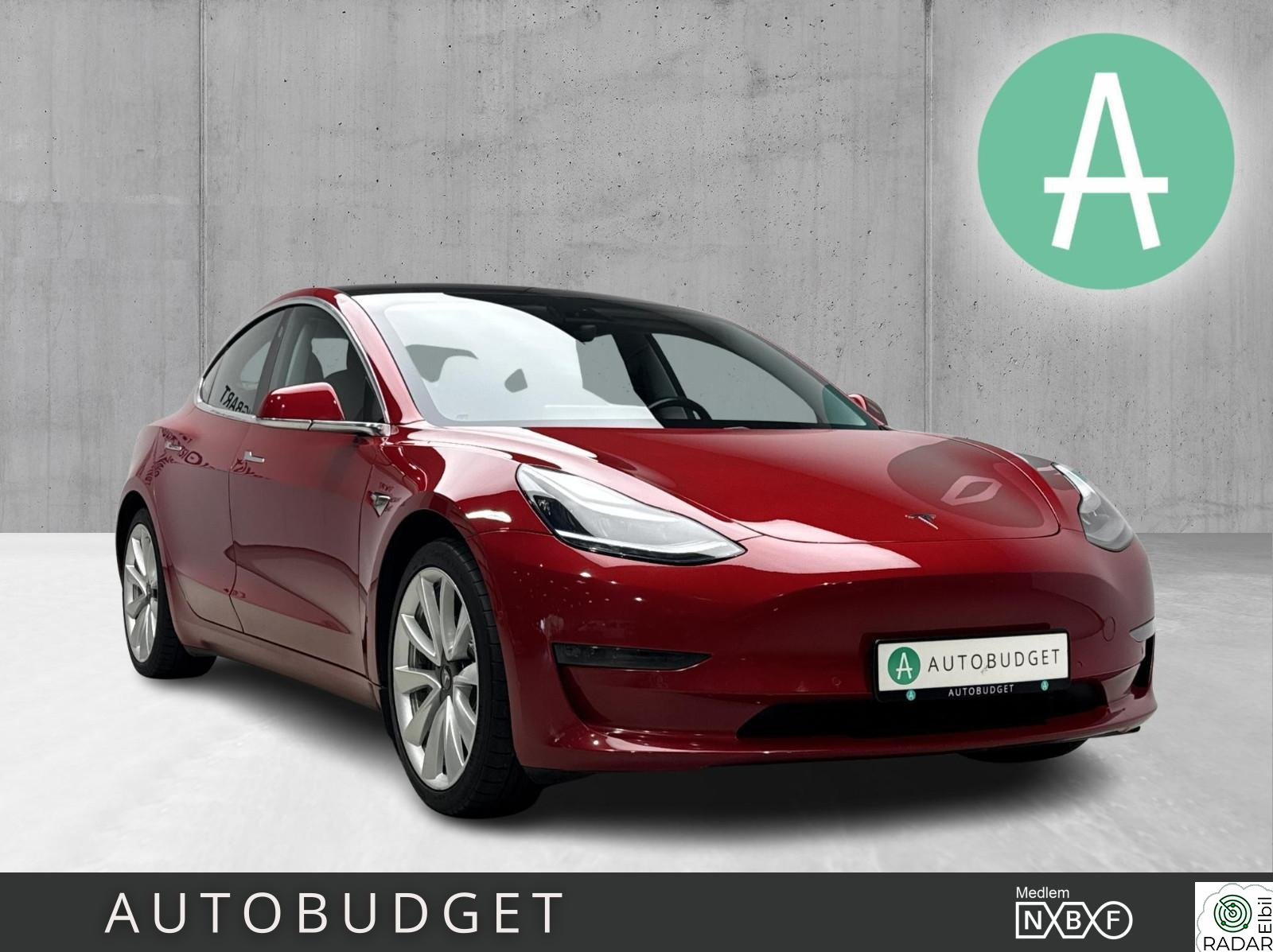 TESLA Model 3 Long Range Dual Motor / Panorama / Premium lyd