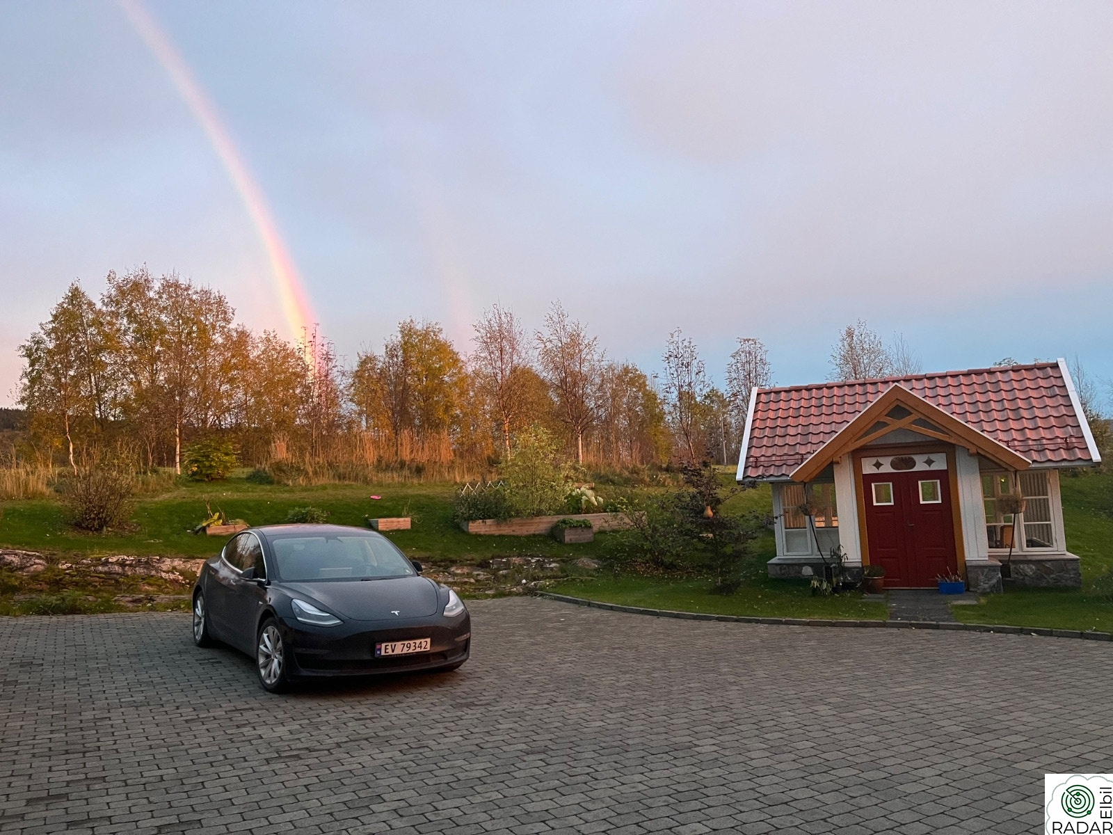 TESLA Model 3 Long Range AWD