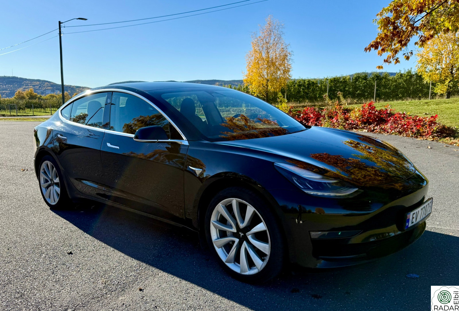 TESLA Model 3 Long Range AWD