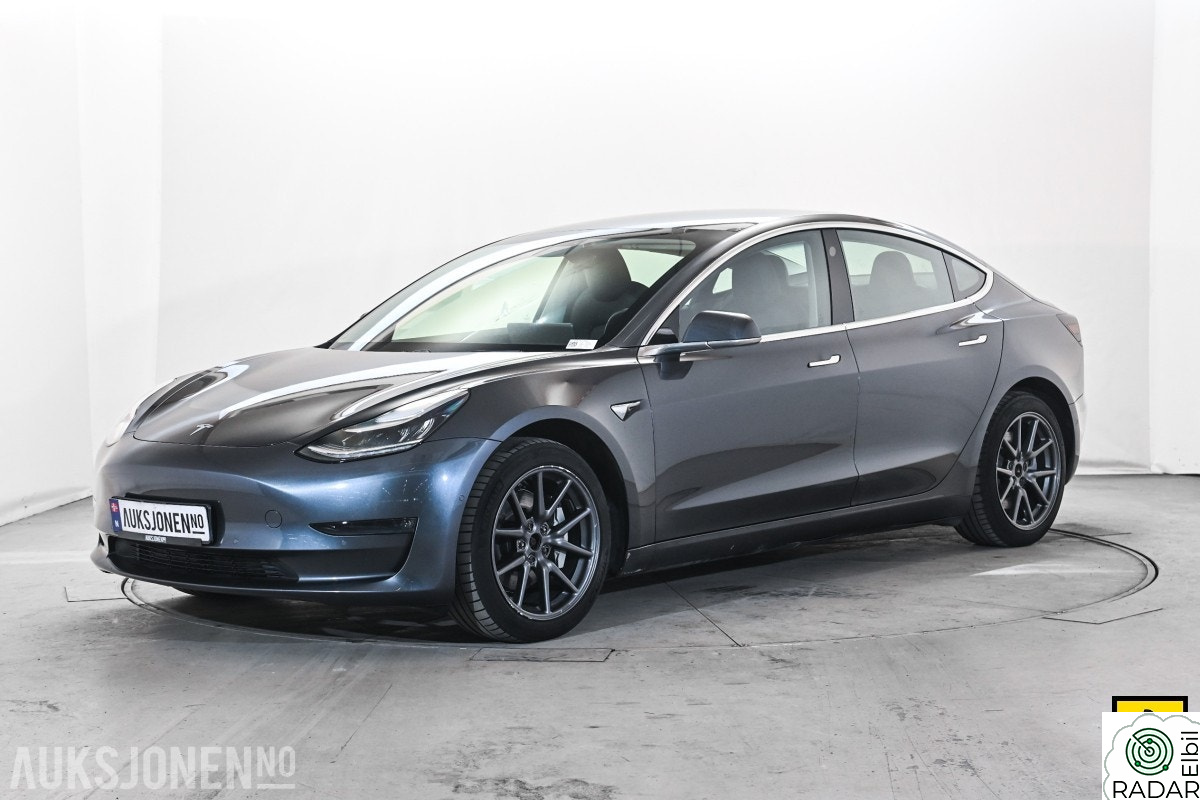 TESLA Model 3 LRDM PANORAMA PREMIUM LYD & INTERIØR