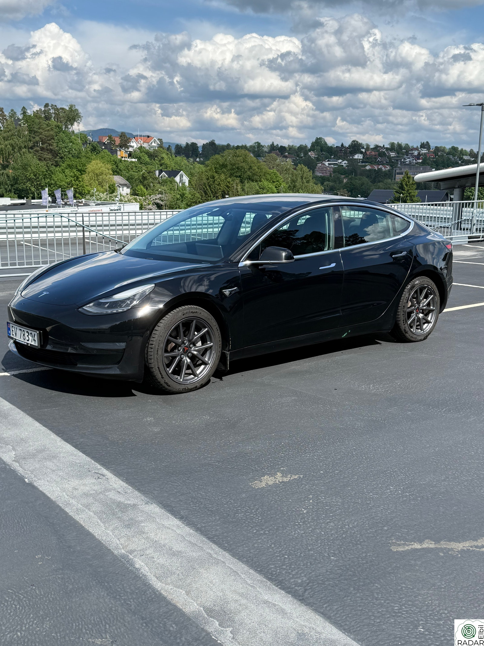 TESLA Model 3 Long Range AWD