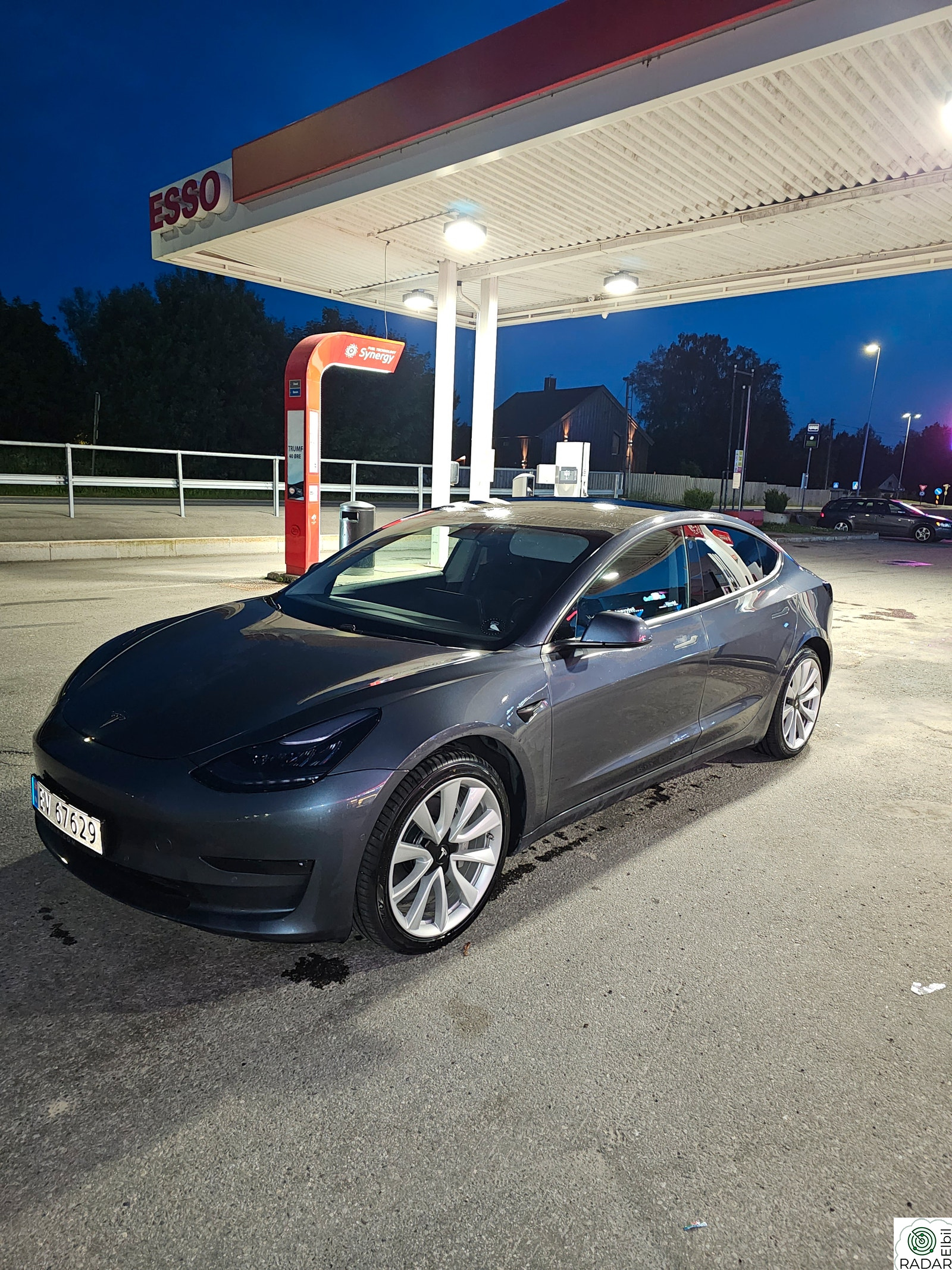 TESLA Model 3 Long Range AWD