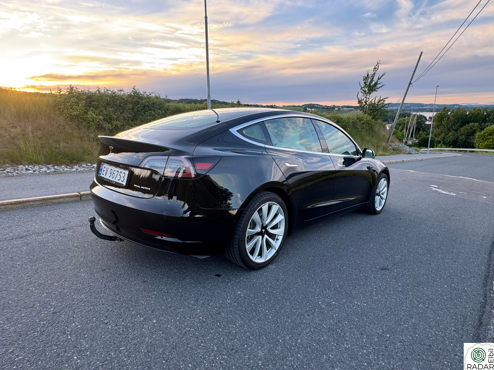 TESLA Model 3 Long Range AWD