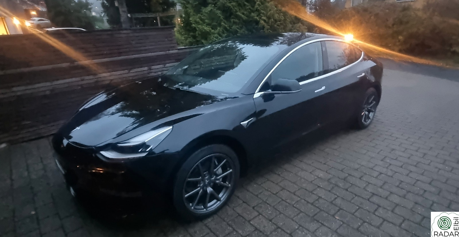 TESLA Model 3 Long Range AWD with Tow Hitch + Extras