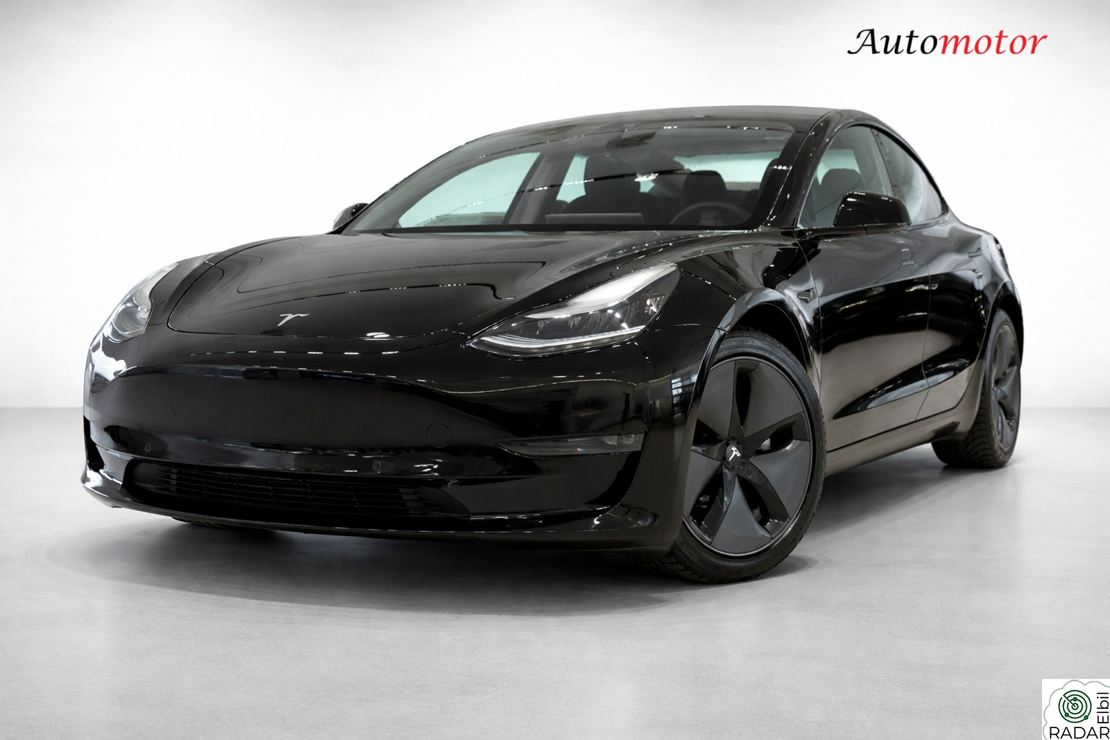 TESLA Model 3 Long Range 530KM/440HK/4x4/AP/360.K/Pano/Skinn/Krok