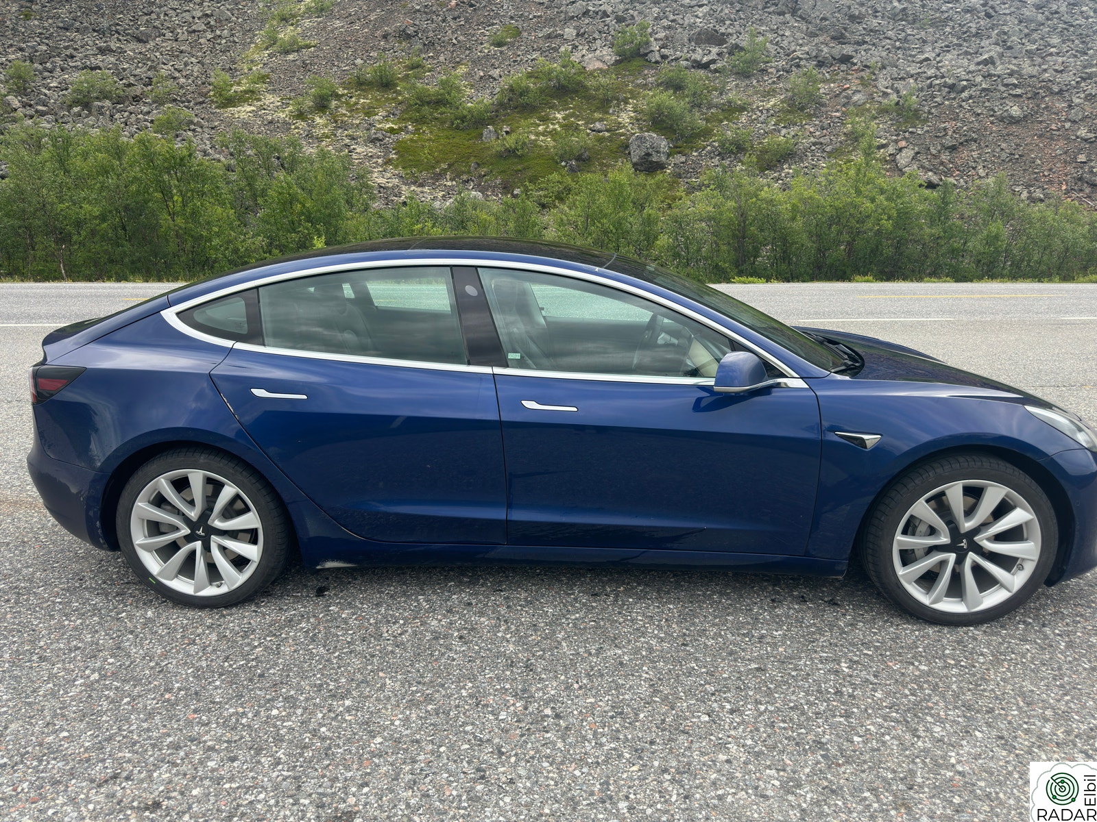 TESLA Model 3 Long Range AWD 560 KM ENEIERS//ACC/PANO/KAMERAER