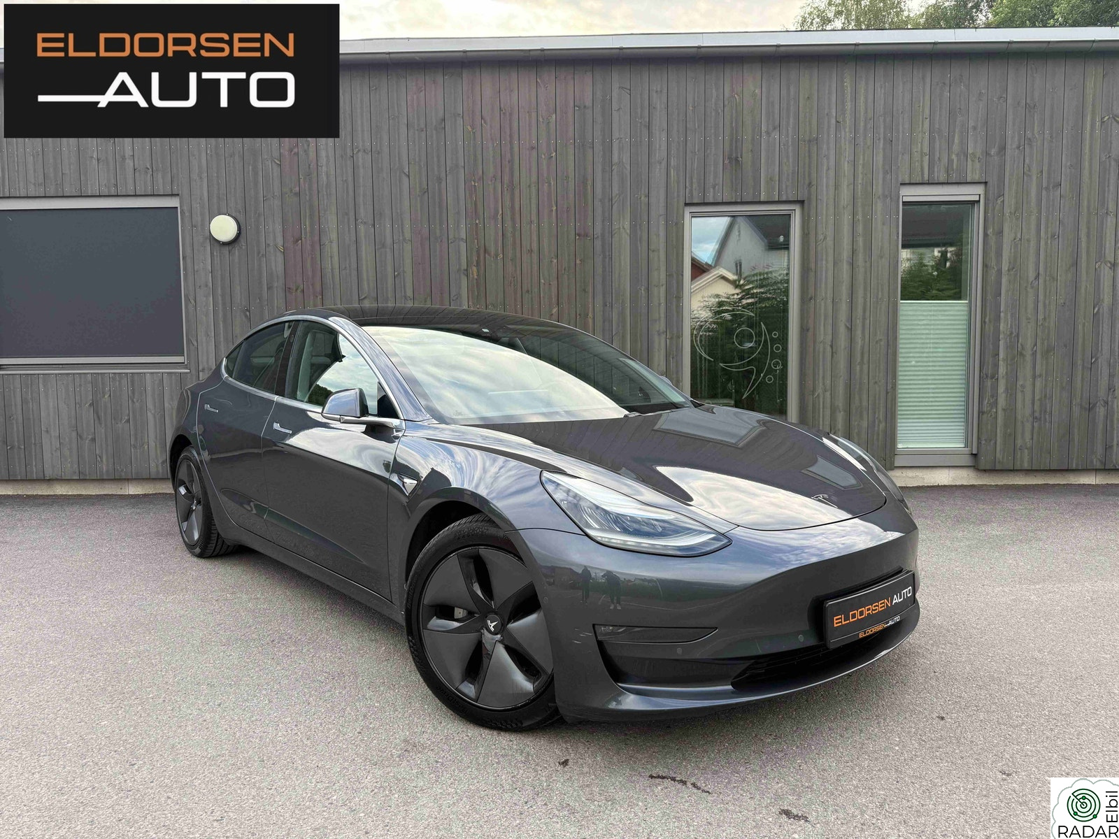 TESLA Model 3 LONG RAGE / 4MOTION / HENGERFESTE / NY EU KONTROLL +++