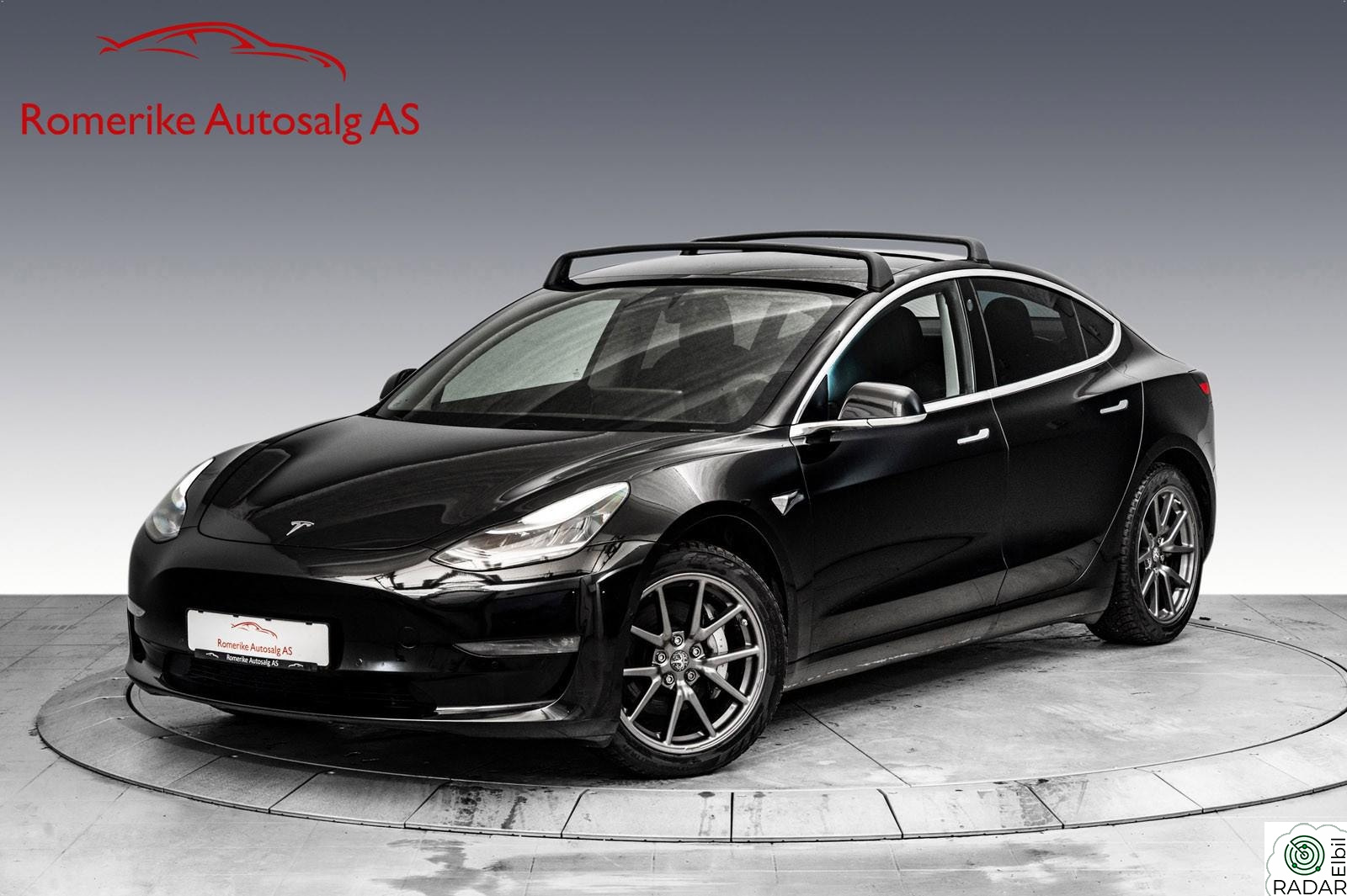 TESLA Model 3 Longrange/ 1 Eiers bil/ Sort interiør premium