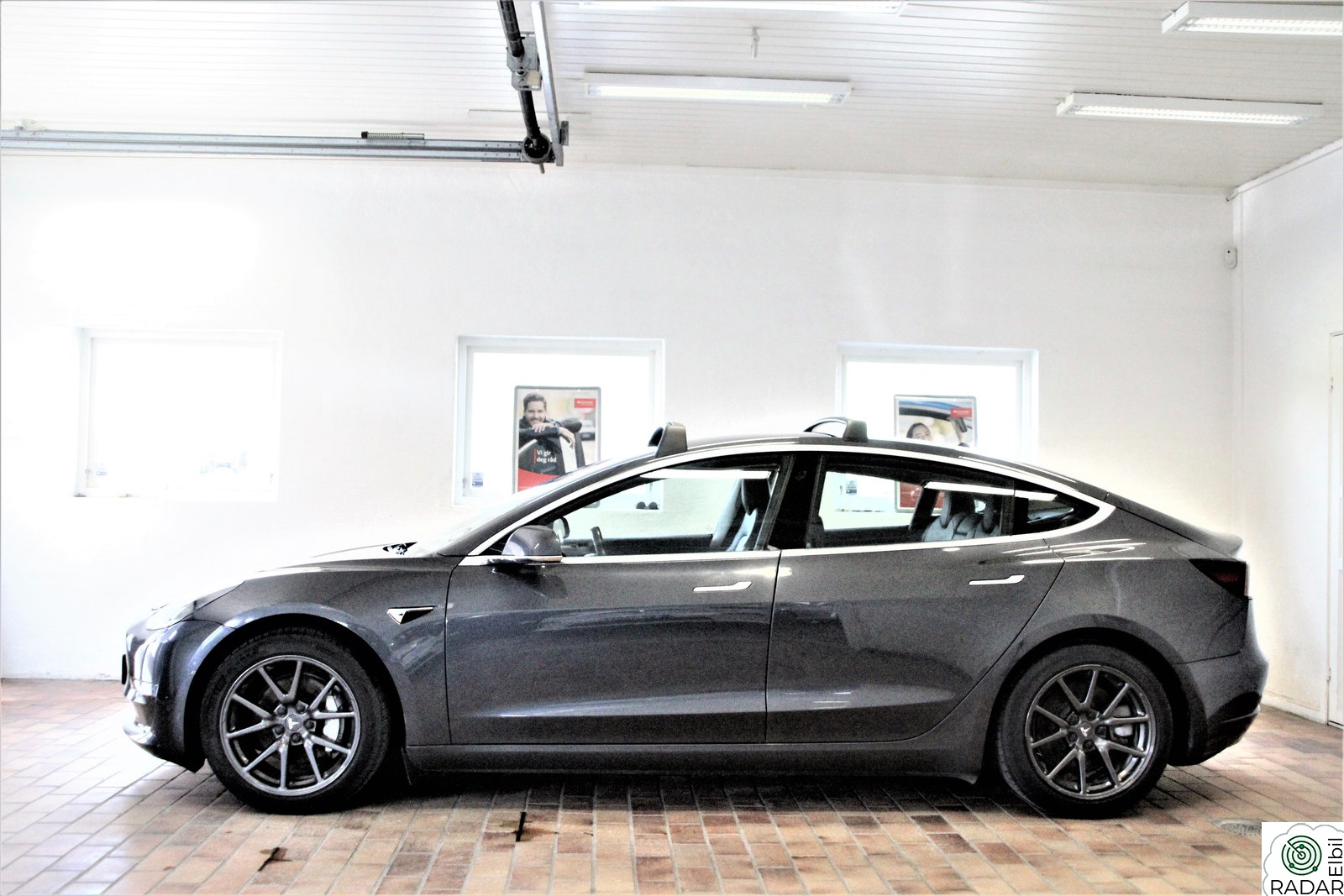 TESLA Model 3 LONG RANGE AWD AUTOPILOT PREMIUM+KROK+PANORAMA+SKINN+