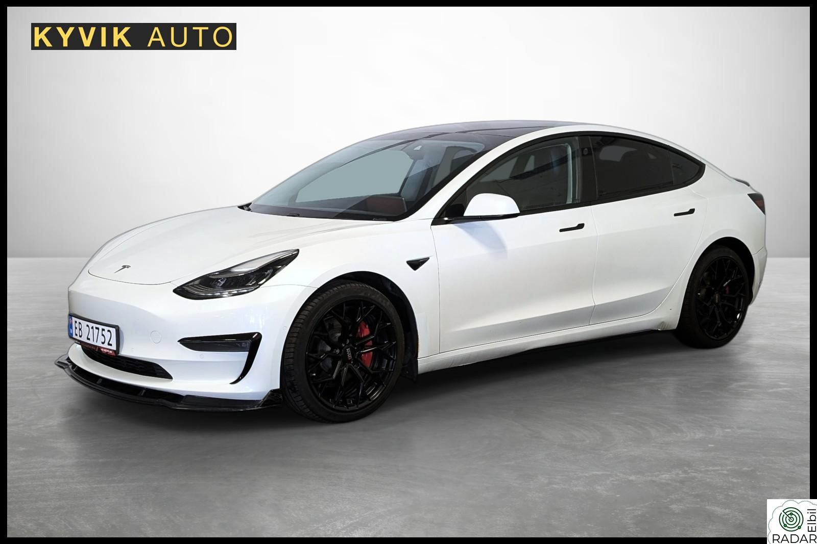 TESLA Model 3 Long Range AWD/Krok/AP/Pano/Autopilot++