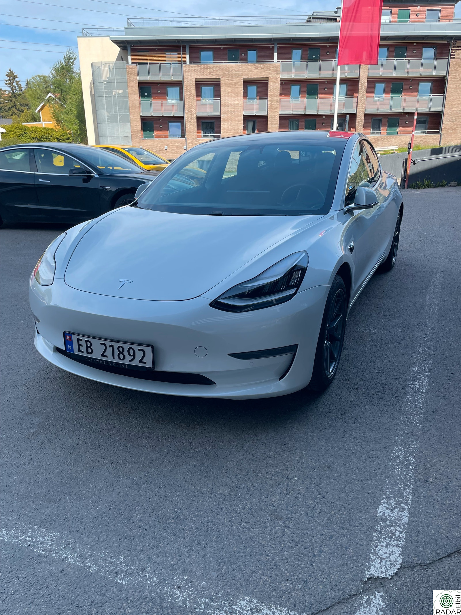 TESLA Model 3 Long Range AWD