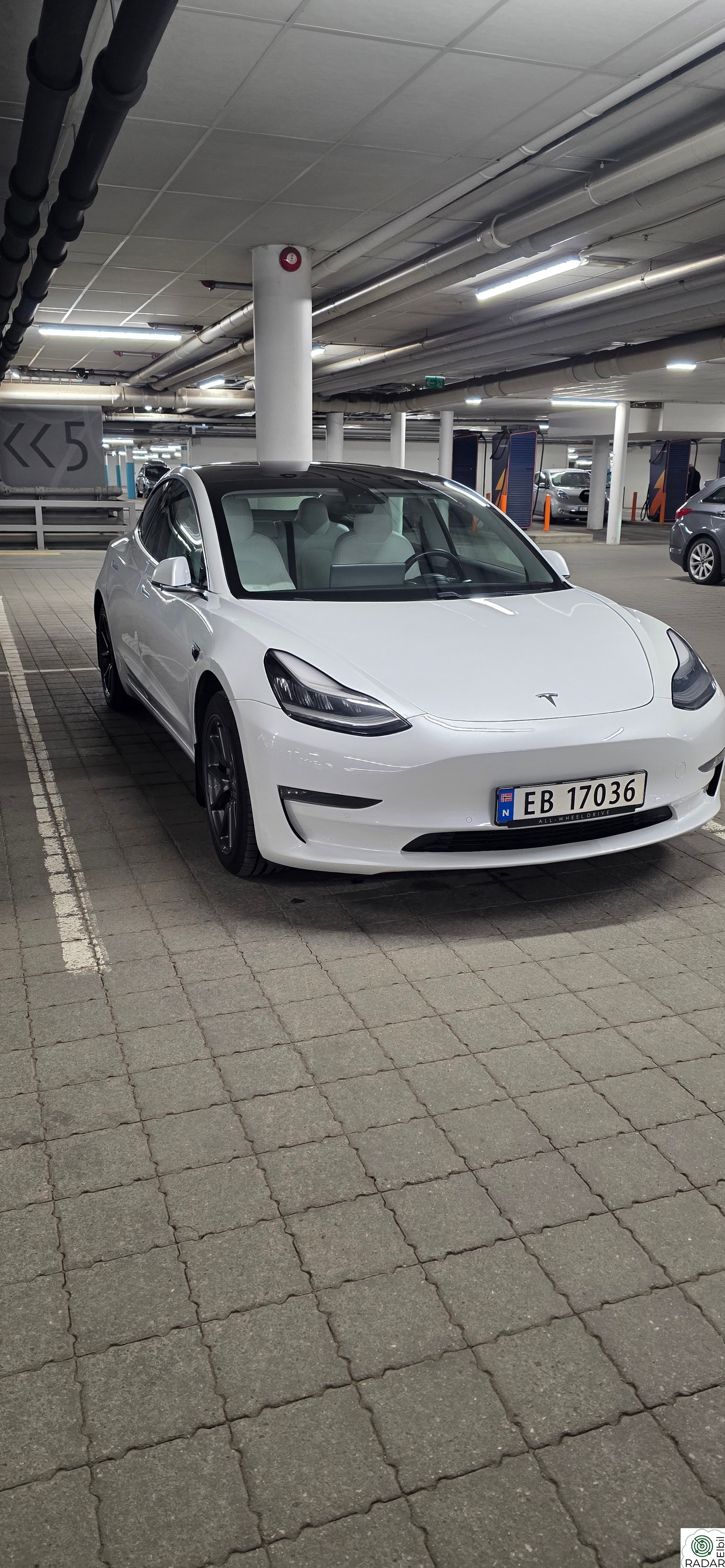 TESLA Model 3 Long Range AWD