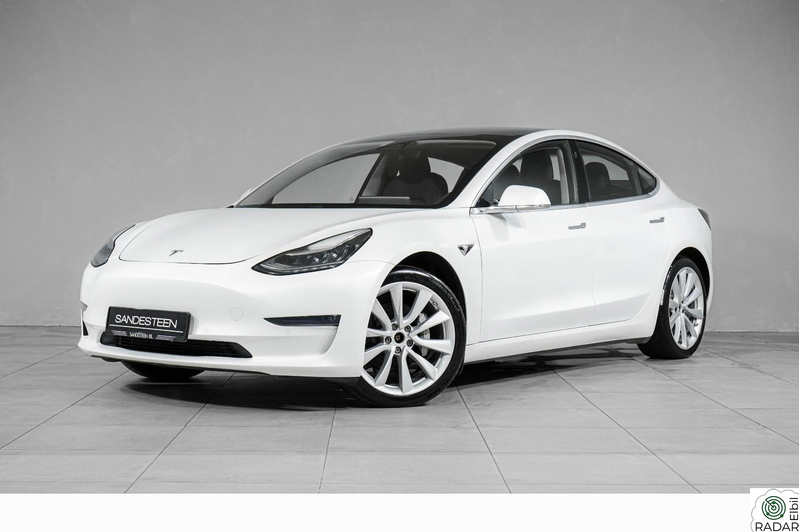 TESLA Model 3 560KM WLTP LONG RANGE/VINTERPAKKE/HENGERFESTE/PANORAMA