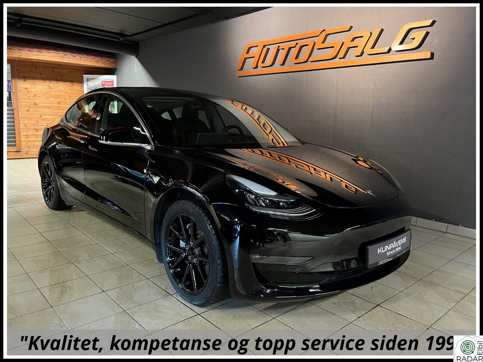 TESLA Model 3 Long Range 4x4 Premium Skinn/Kamera/Panorama/ACC/Krok++