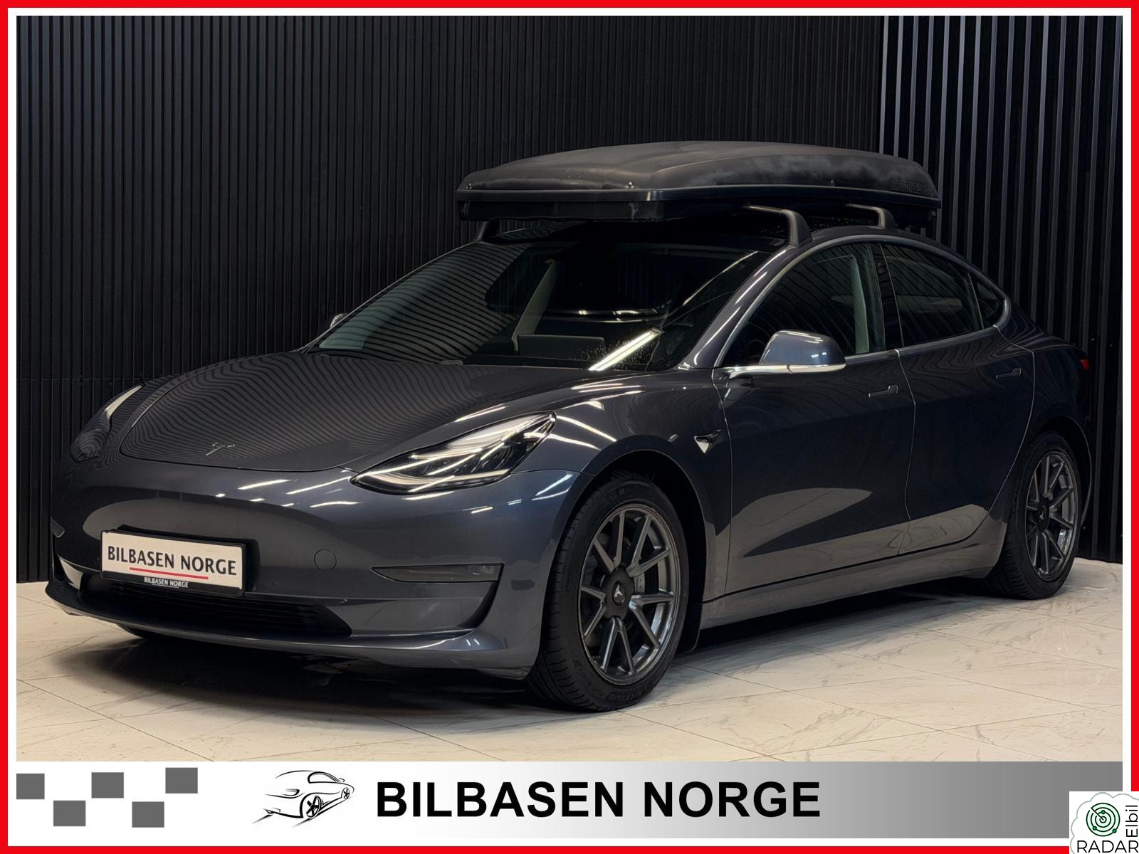 TESLA Model 3 LONG RANGE/1-EIER/ /498HK/PANO/AUTOPILOT/H-FESTE/560KM