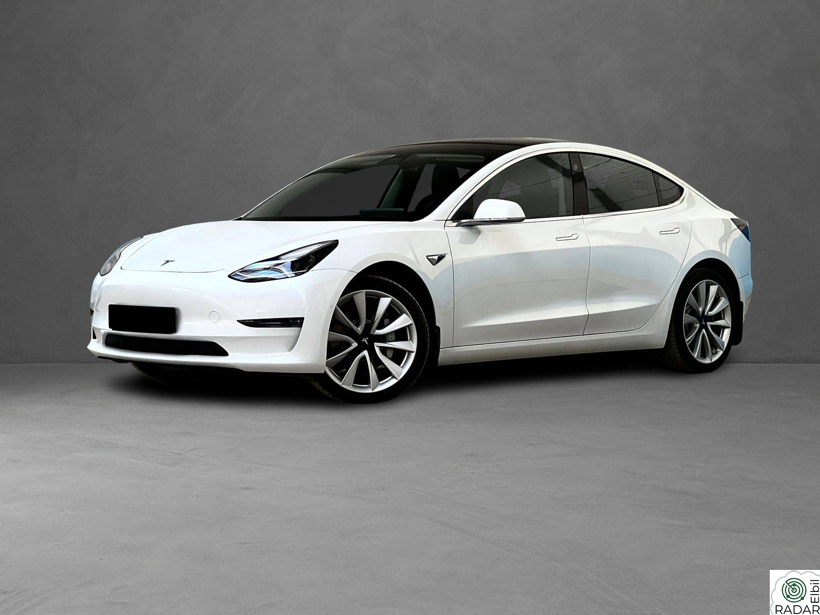 TESLA Model 3 Long Range AWD | 560 km | Krok | EU 2028 | Premium++