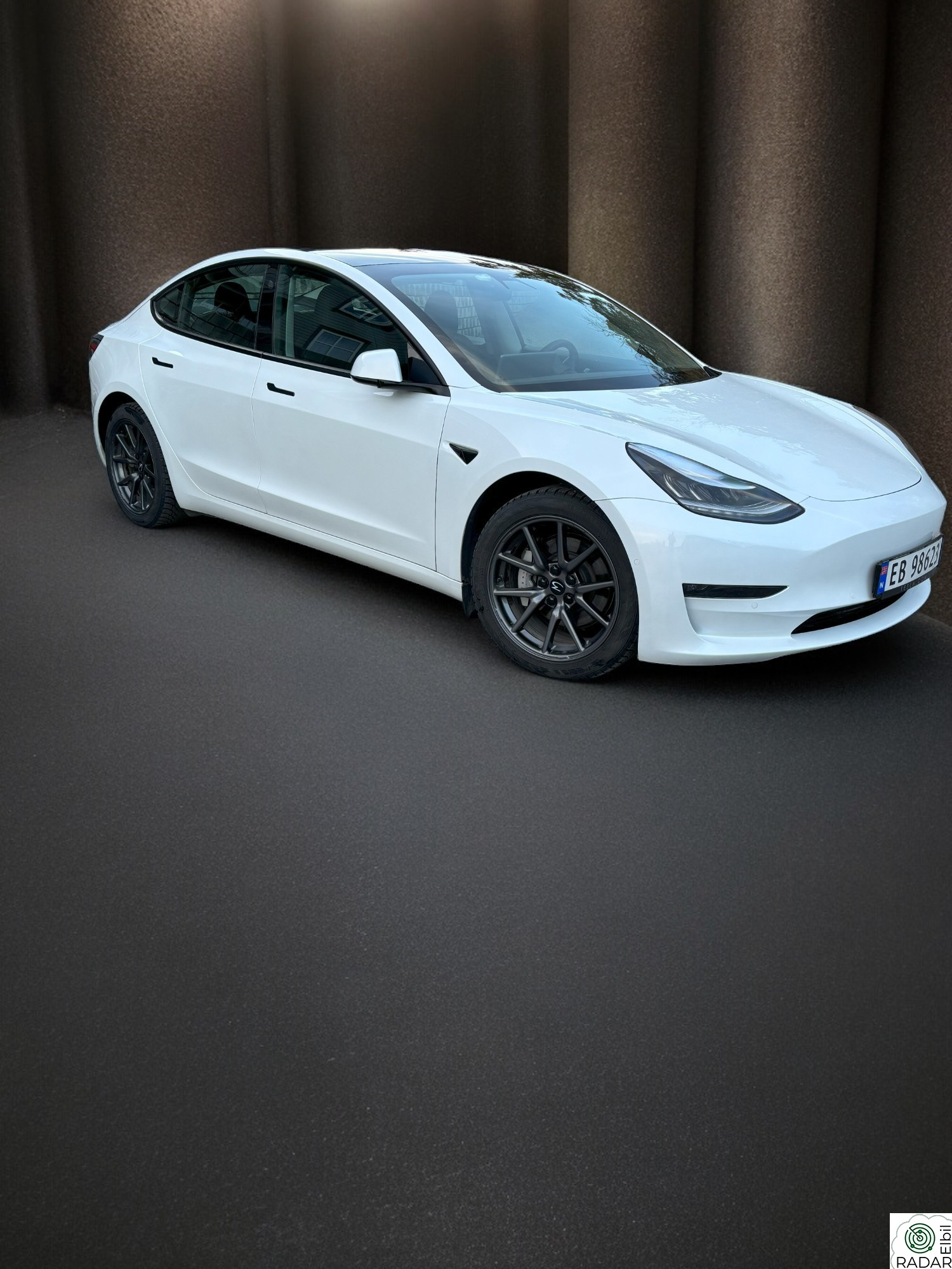 TESLA Model 3 Long Range AWD