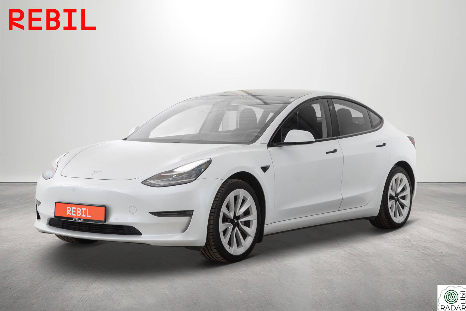TESLA Model 3 LR/AP/V.Pumpe/MCU2/R.Kam/Pano/Skinn/AWD