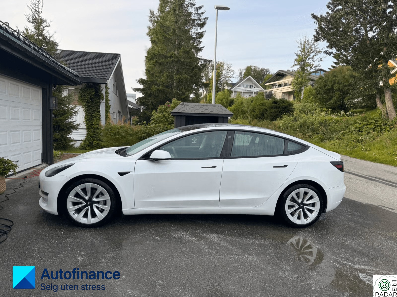 TESLA Model 3 Long Range AWD // Hør ang innbytte