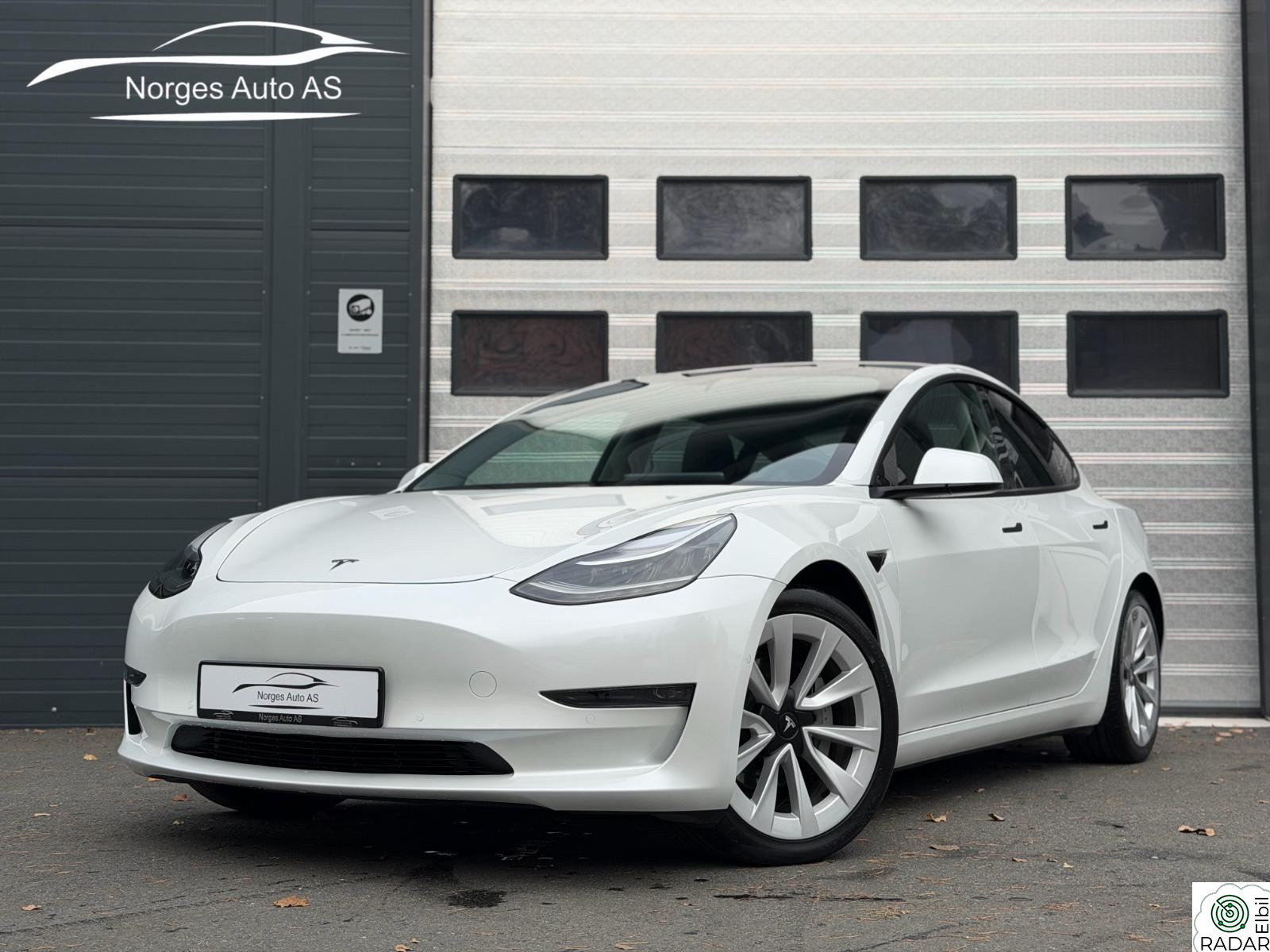 TESLA Model 3 Long Range 580km | H.Feste | 1 Eier | Euok 23.12.2026