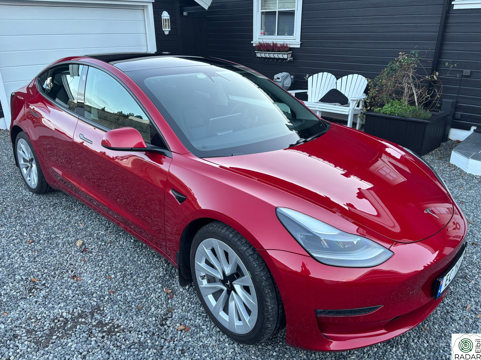 TESLA Model 3 Long Range 4x4 - Premium,  Autopilot, 19" Sport felger