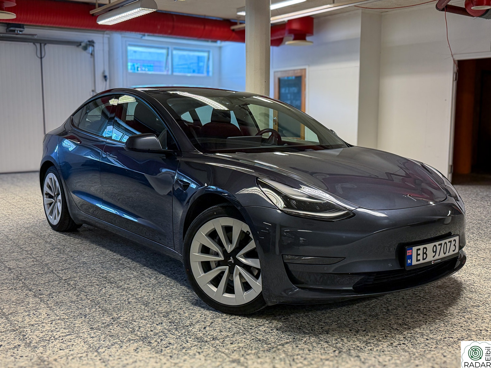 TESLA Model 3 Long Range AWD