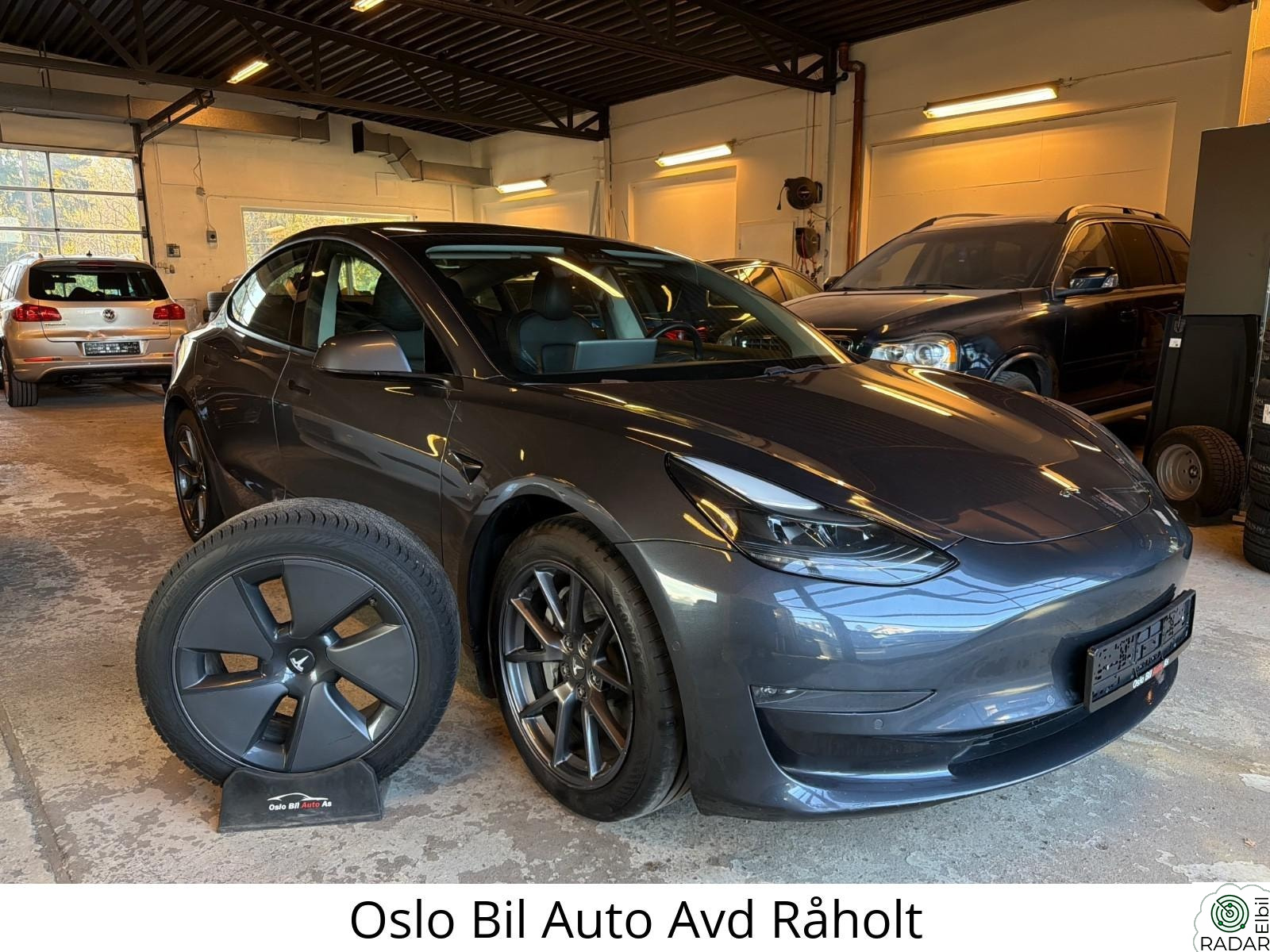TESLA Model 3 LR AWD Autopilot HW3 Varmepumpe Premium Hengerfeste