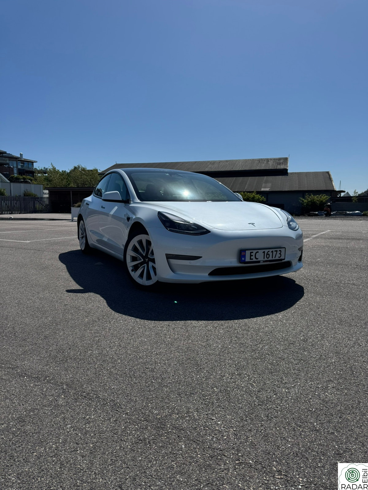 TESLA Model 3 Long Range, AWD, Autopilot, SOMMER+VINTERHJUL