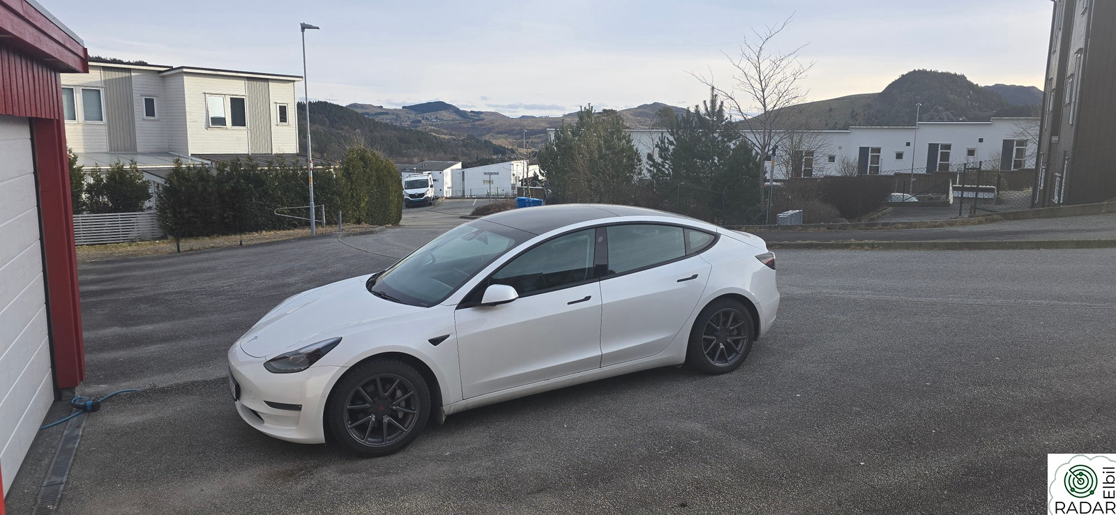 TESLA Model 3 Long Range AWD