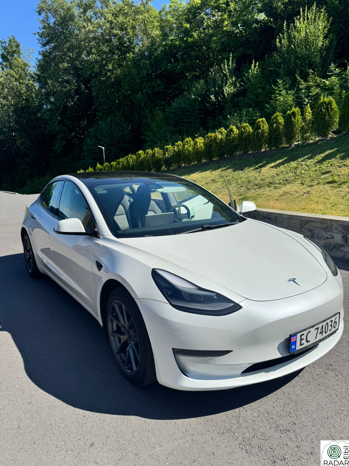 TESLA Model 3 Long Range AWD
