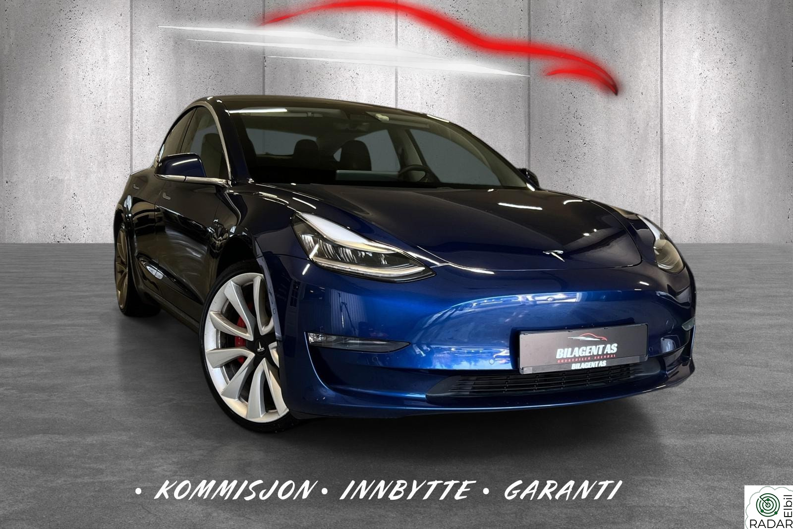 TESLA Model 3 PERFORMANCE AWD 530KM | AP | PANORAMA | R.KAMERA | ++