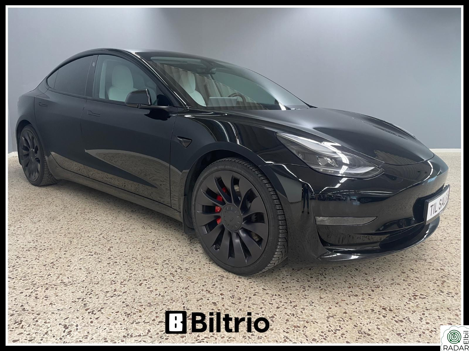 TESLA Model 3 Performance/AWD/Varmepumpe/Premium