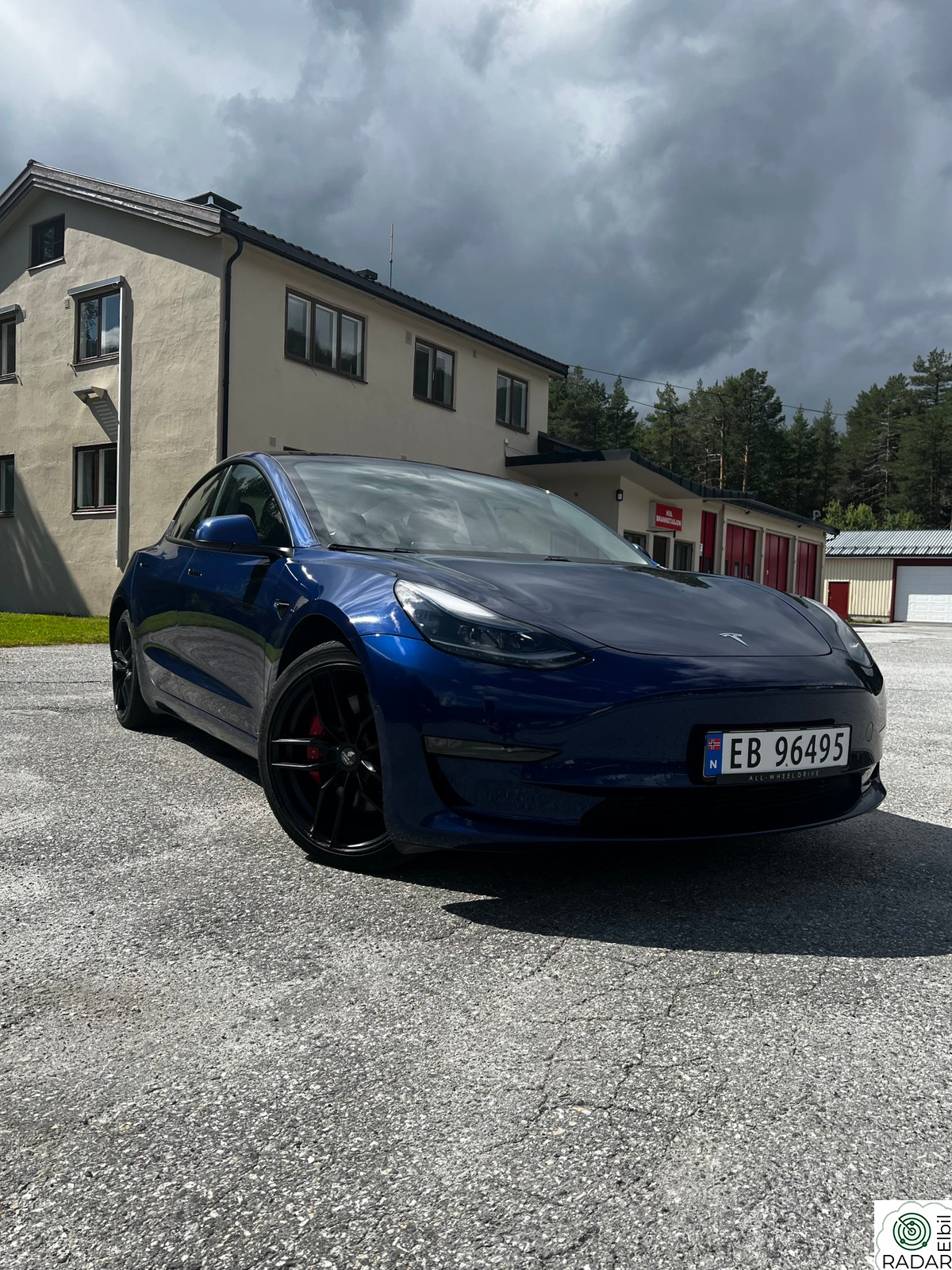 TESLA Model 3 Performance AWD