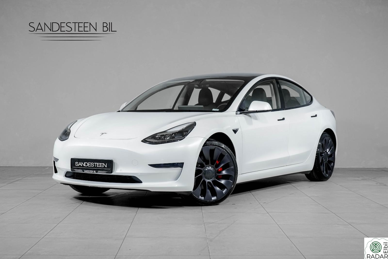 TESLA Model 3 PERFORMANCE/SKINN/AUTOPILOT/PANORAMA TAK/VINTERPAKKE