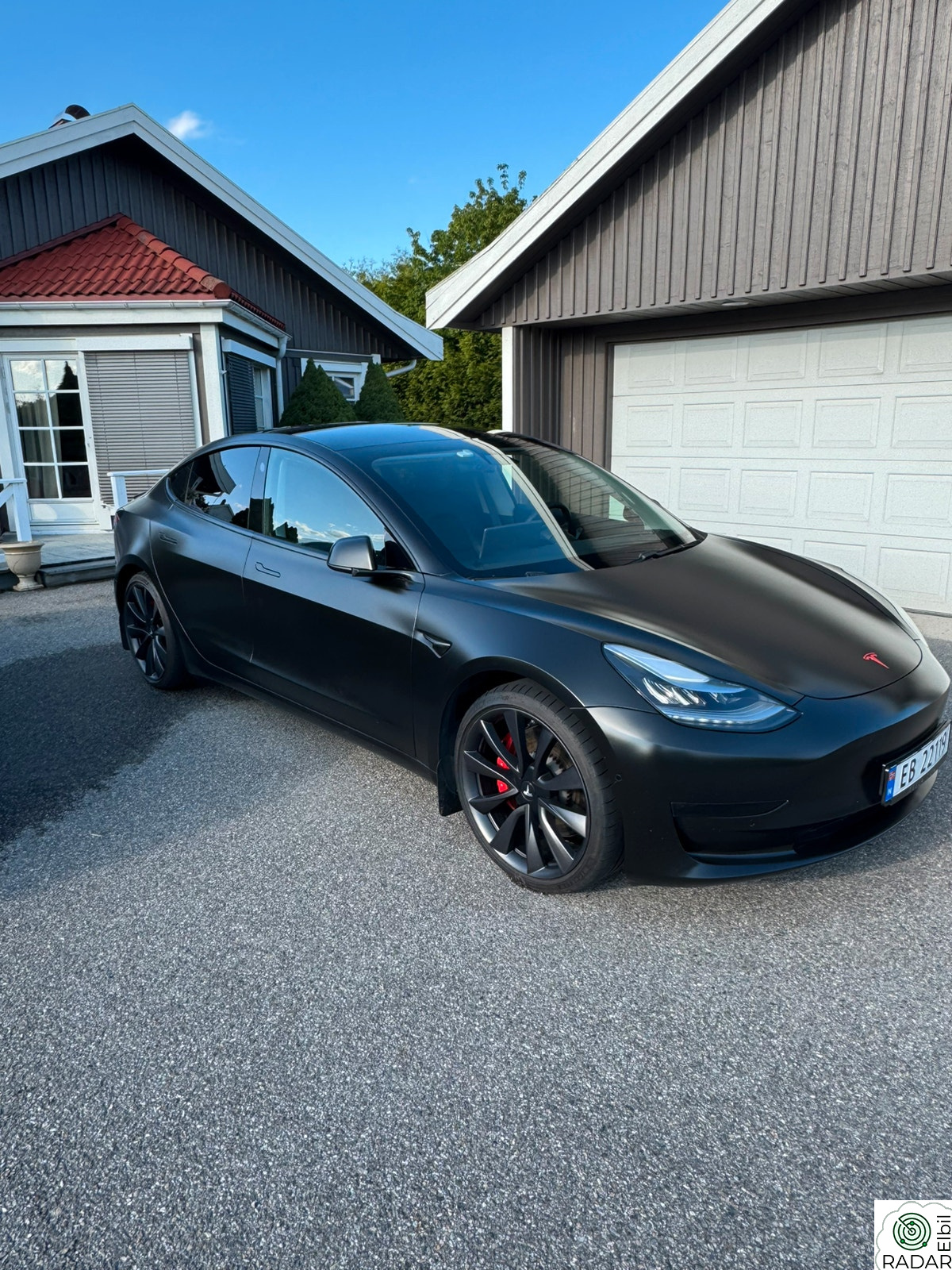 TESLA Model 3 PERFORMANCE / AWD / PANORAMA / PREMIUM LYD / AUTOPILOT
