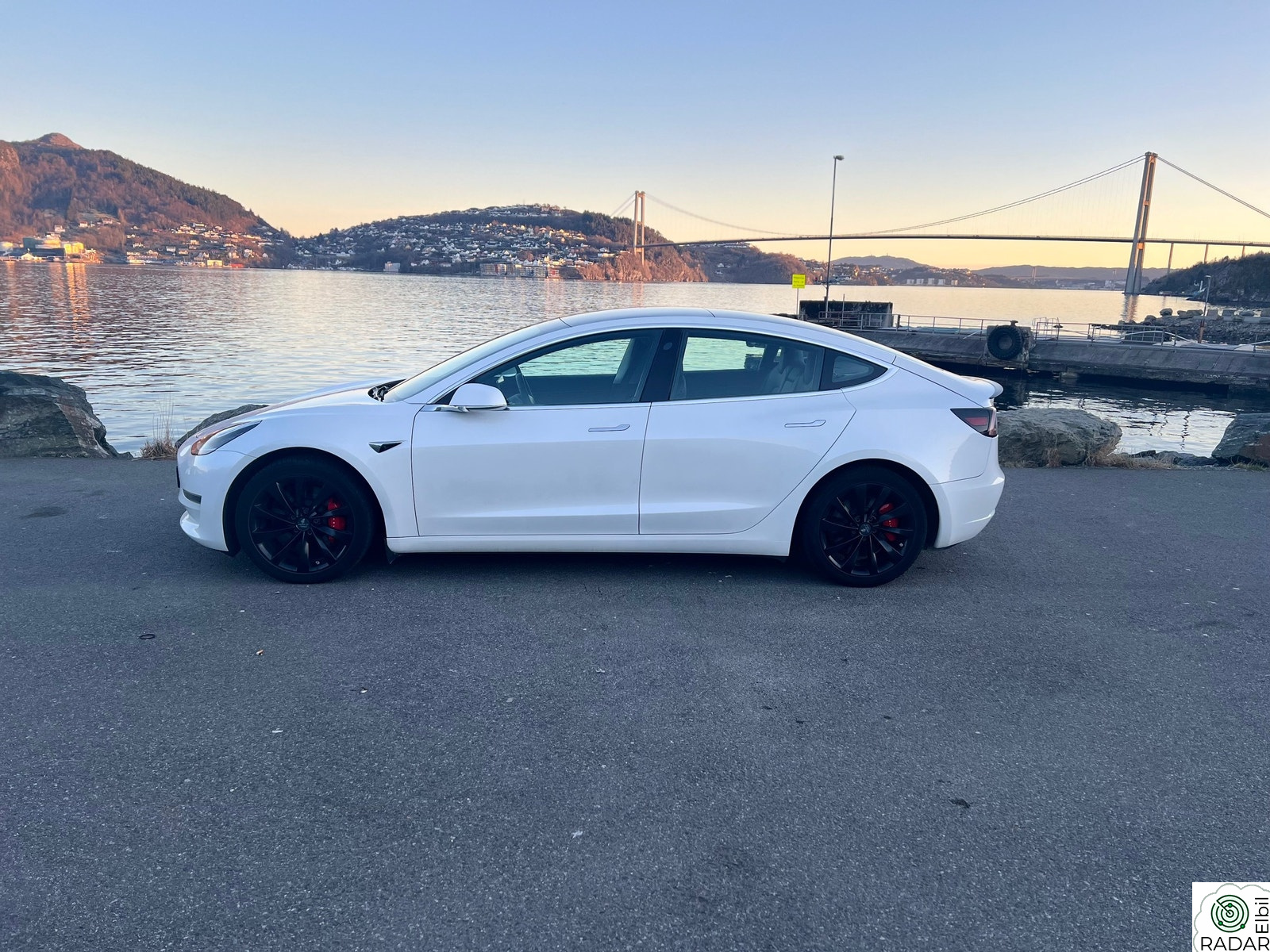 TESLA Model 3 Performance AWD