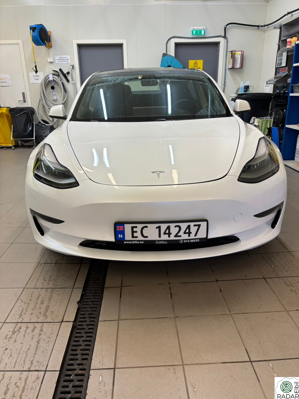 TESLA Model 3 Performance AWD