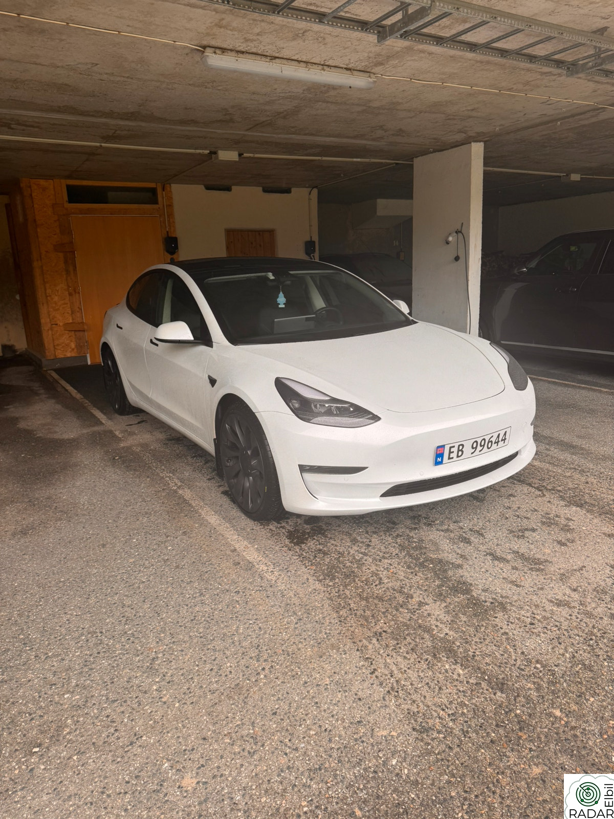 TESLA Model 3 Performance AWD