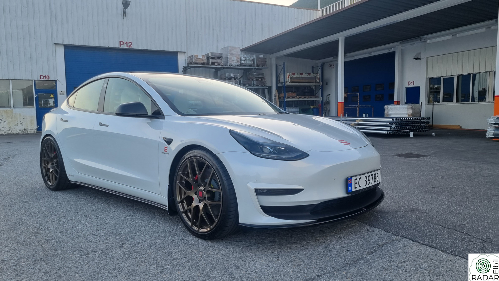 TESLA Model 3 Performance AWD