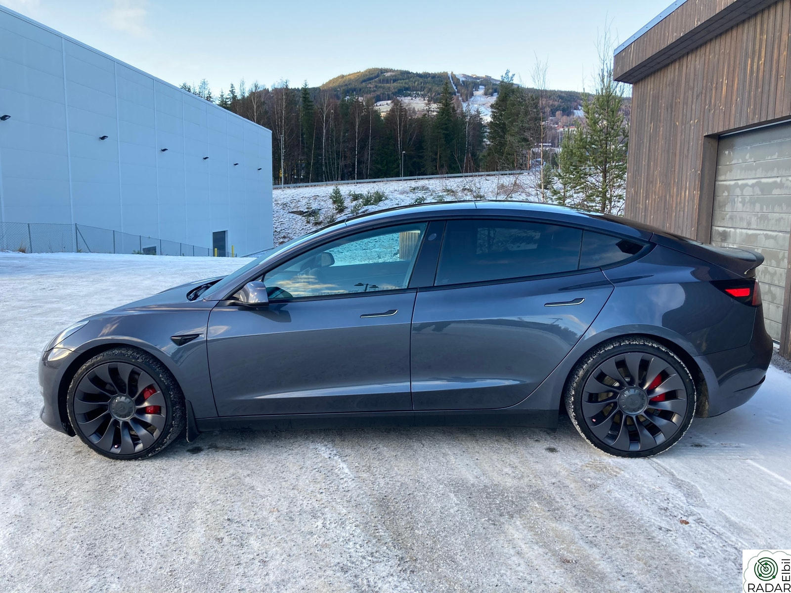 TESLA Model 3 Performance AWD